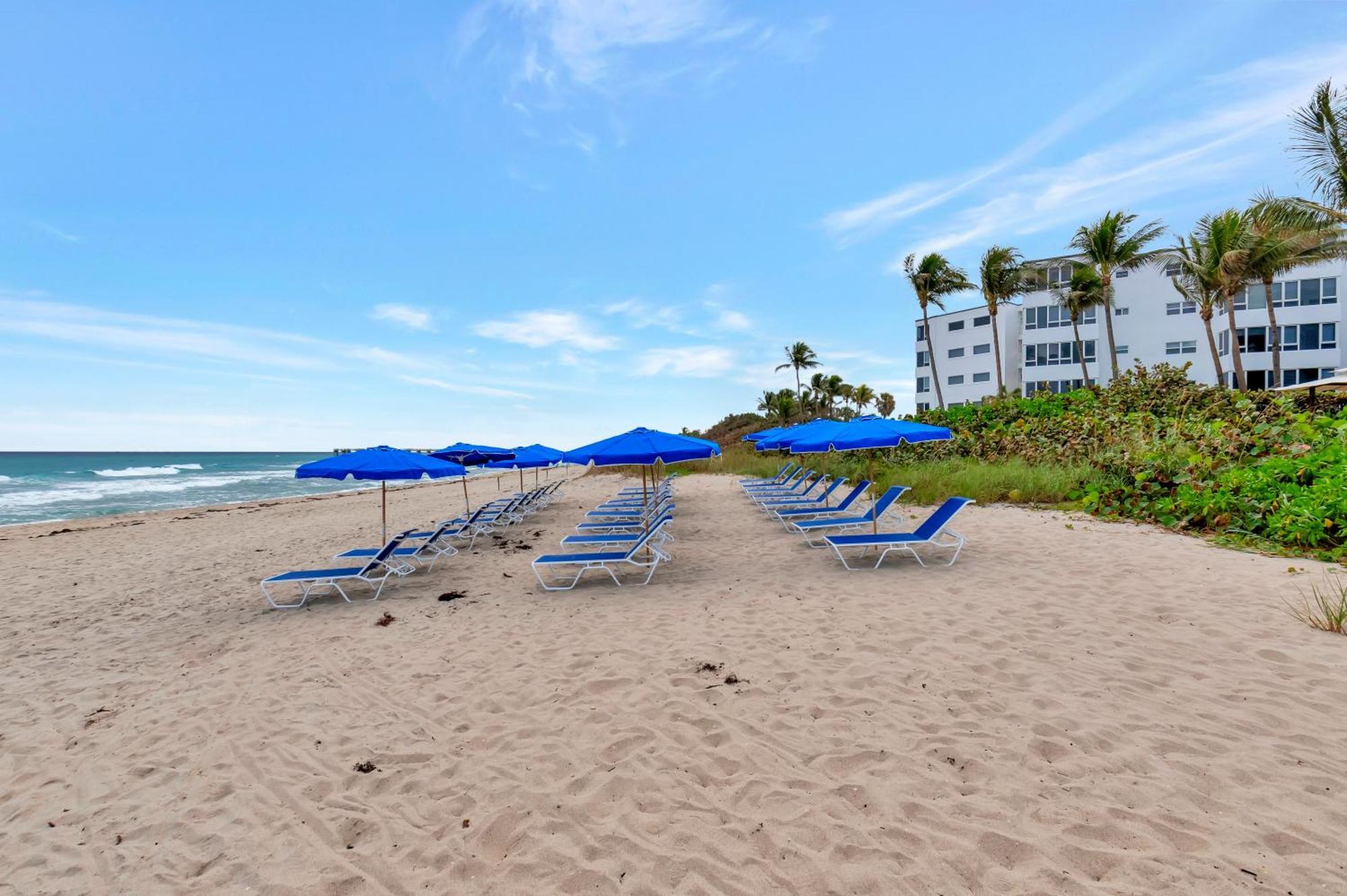 Tideline Palm Beach Ocean Resort And Spa Eksteriør billede