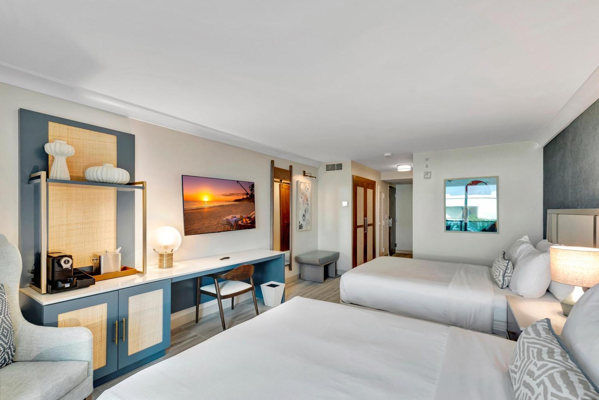 Tideline Palm Beach Ocean Resort And Spa Eksteriør billede