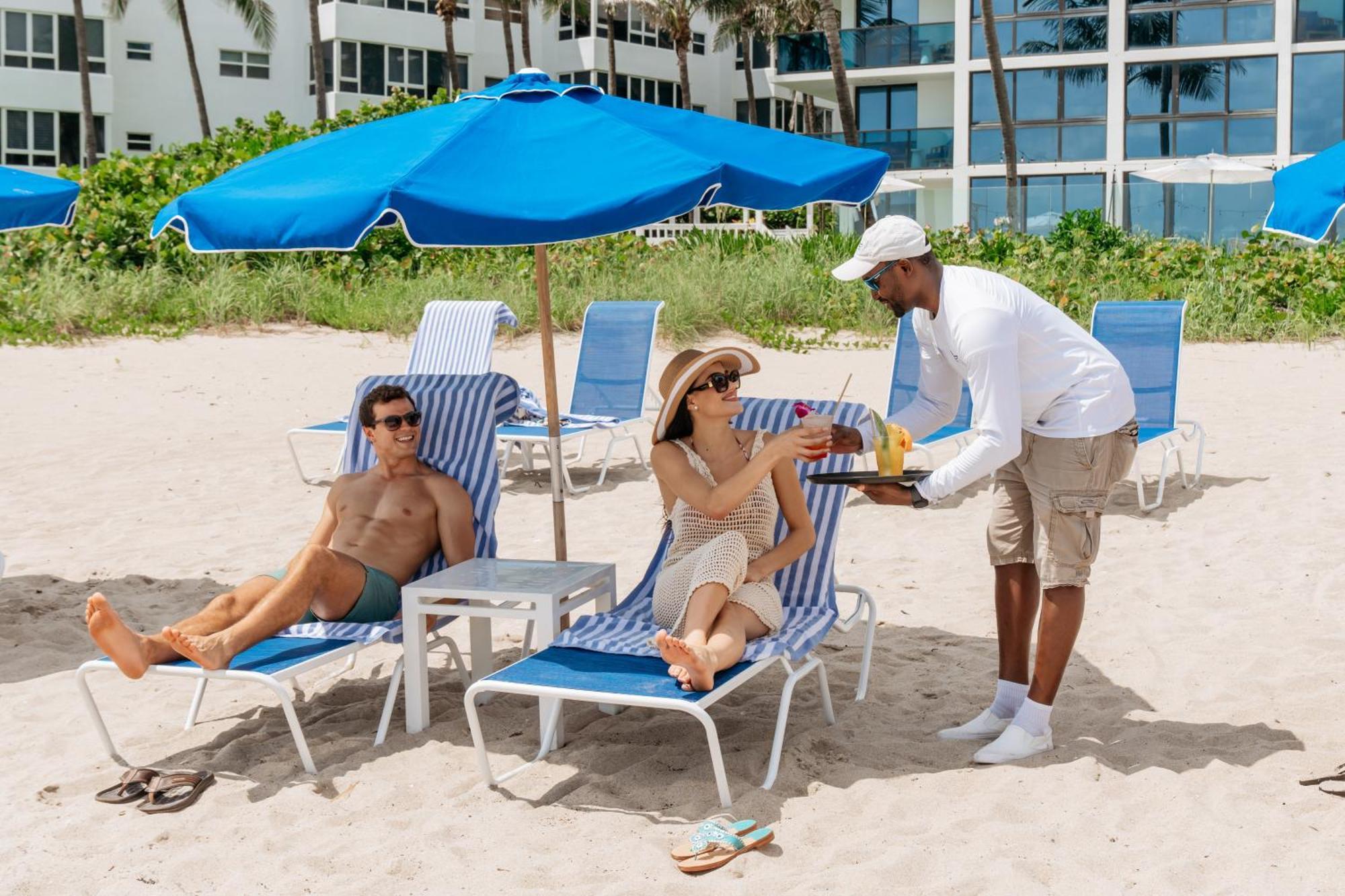 Tideline Palm Beach Ocean Resort And Spa Eksteriør billede